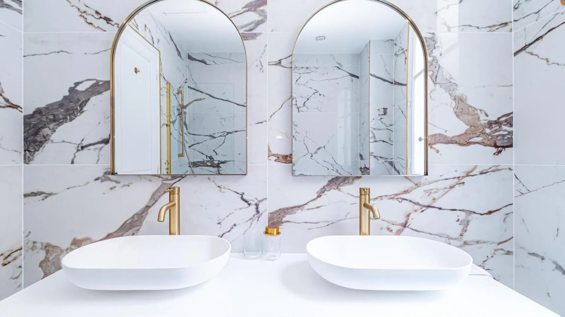 Appartement Raffine - Arc De Triomphe Paris 0*,